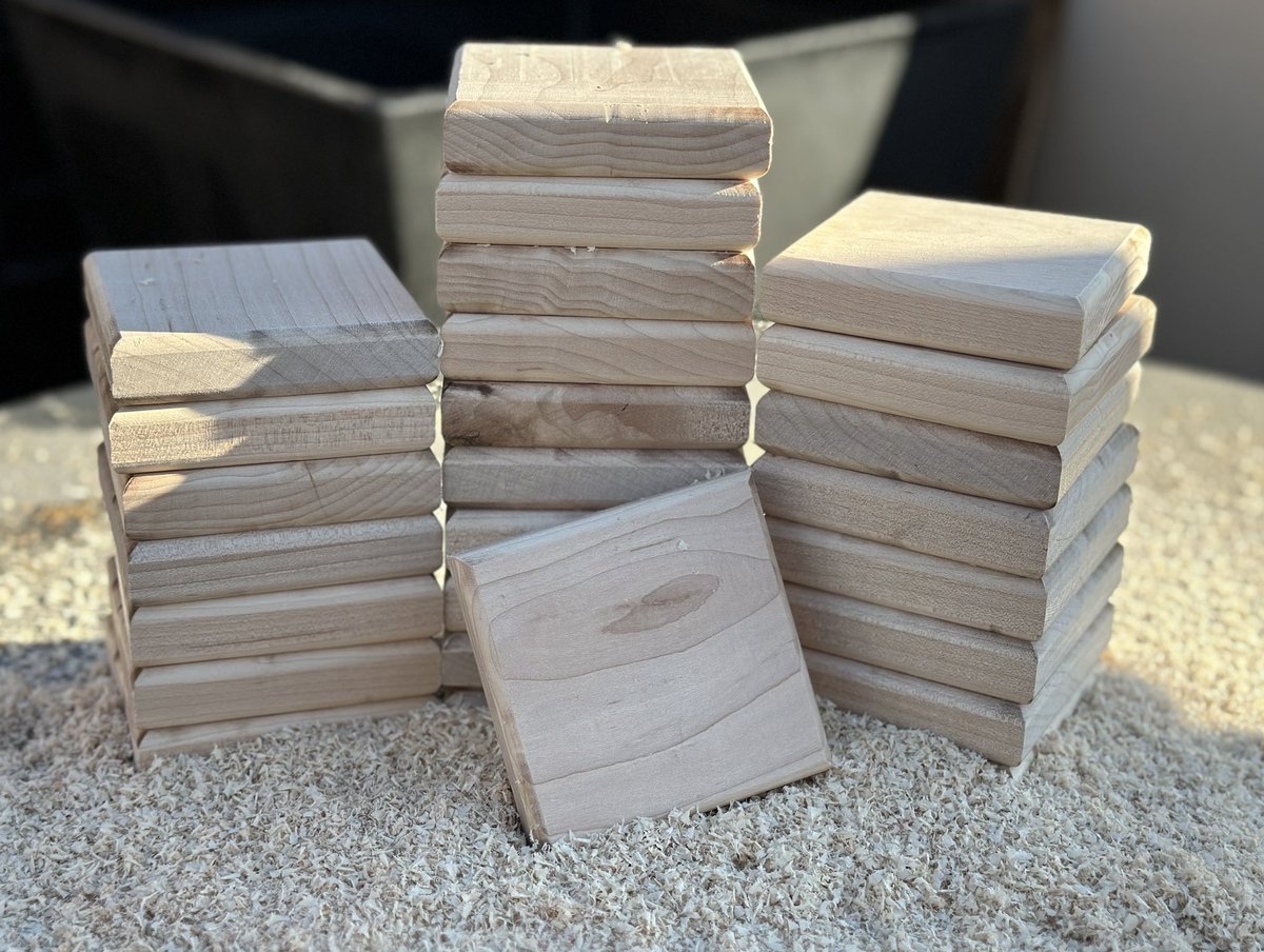 rooftopwood's tweet photo. We have maple beer &amp; wine coasters now ready for customization. See more at https://t.co/Y5WssU2hlf

#woodworking #newwestminster #newwest #rooftopwood #wine #beer #coasters #coaster #xmas #shoplocal #thinklocal #maple https://t.co/rpNxisQnP7