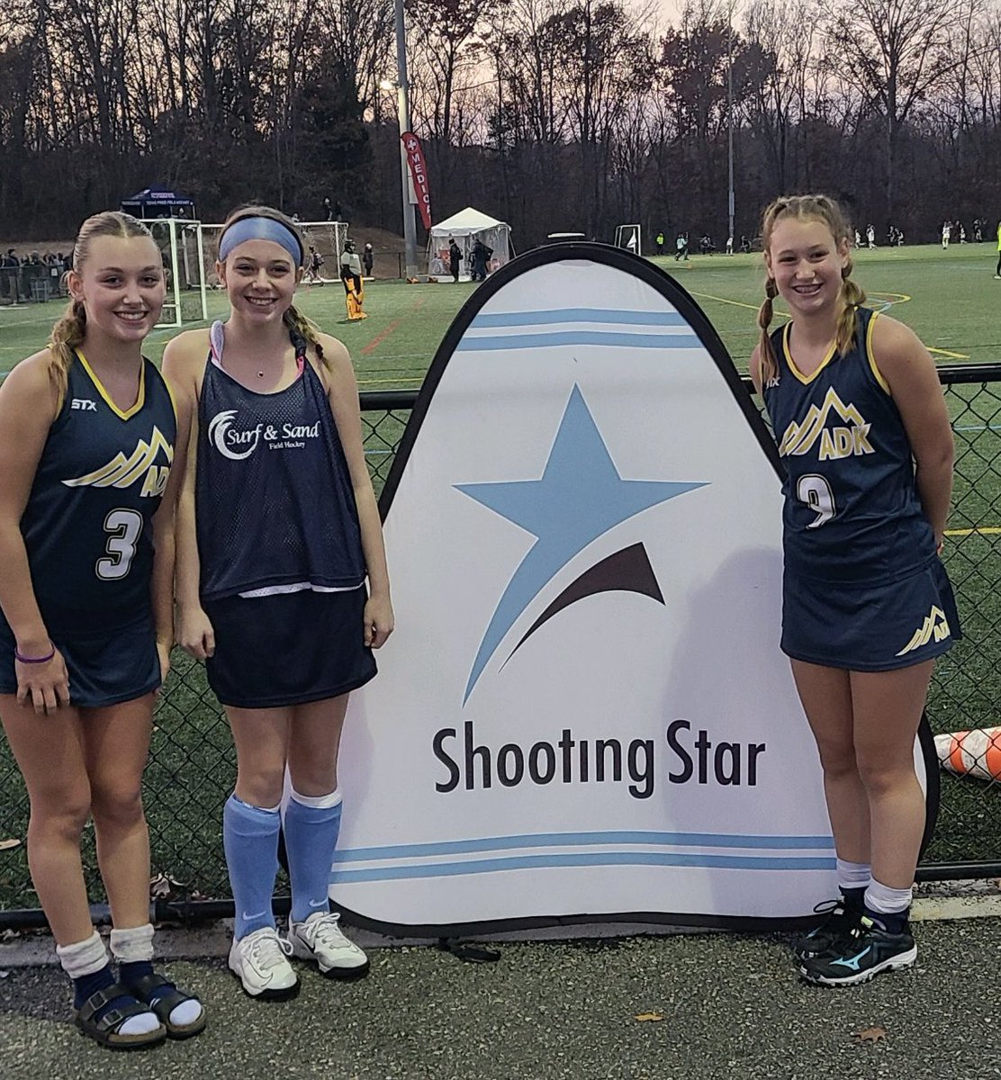Shout out to these Lady Bills, and their families,  who traveled to Richmond this Thanksgiving 🦃for even more field hockey.  Working hard and having fun! 💜🏑💛