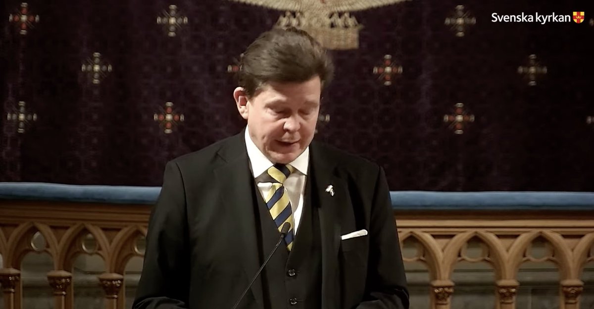 "Vi ber om fred mellan länder, fred inom våra samhällen." Om ni längtar efter en statsman idag...titta på <a href="/andreasostgote/">Talman Andreas Norlén</a>:s tal i Uppsala domkyrka under <a href="/svenskakyrkan/">Svenska kyrkan</a>:s fredsgudstjänst. Ca 20 min in. youtube.com/watch?v=IxCHtH…