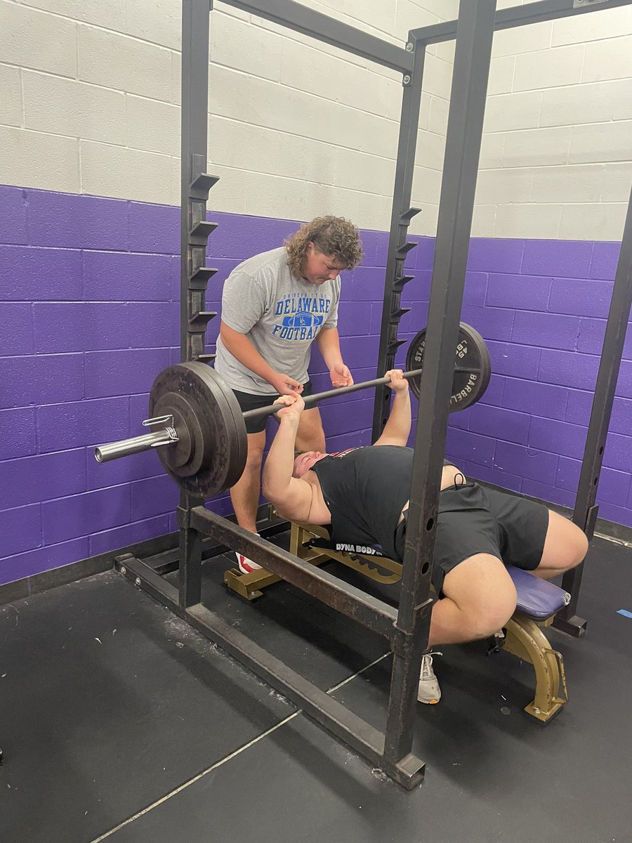 CoachWhitt72's tweet photo. Got the band back together for a little weightroom and skill work. Love seeing these two push each other. Great work today fellas!  #OL4Life https://t.co/orX2HxvEhq