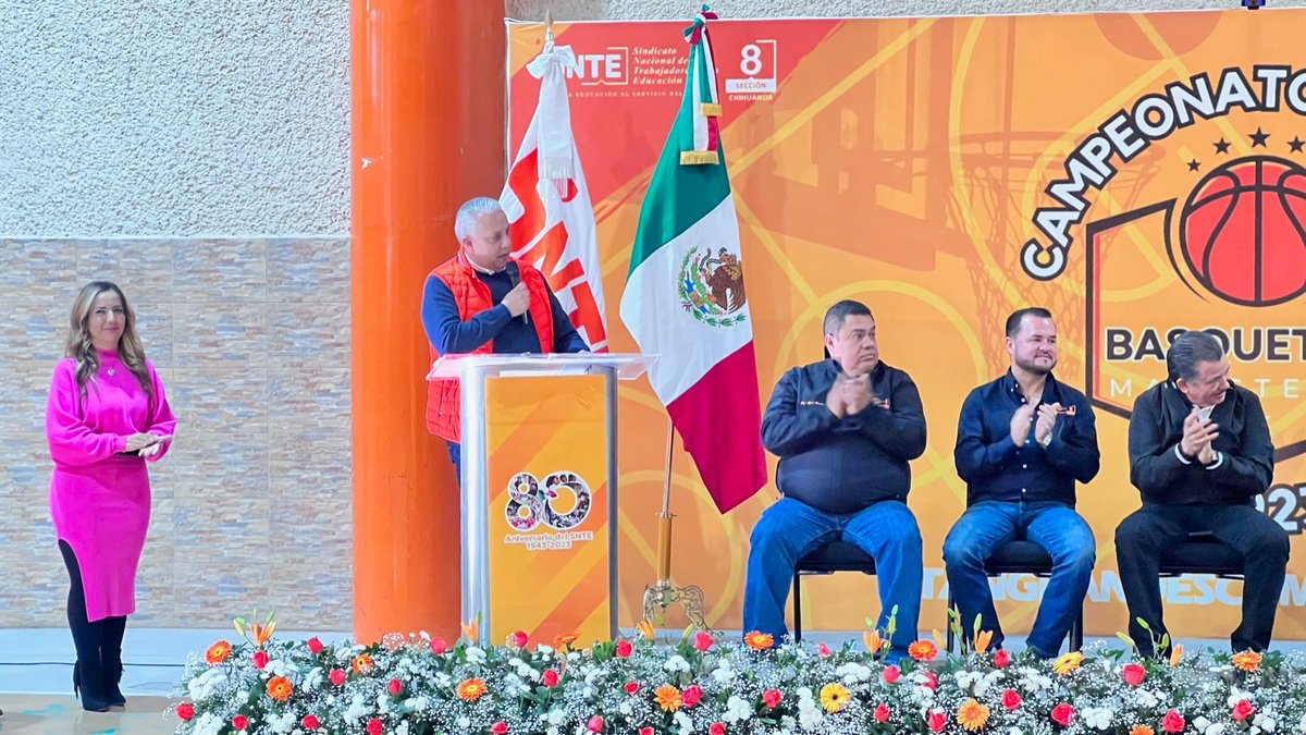 SNTE8's tweet photo. 80AniversarioSNTE ⭐
👉🏻Inaugura la #SECCIÓN8 🏢 del #SNTE 📚 Campeonato Estatal de Básquetbol 🏀.
✔️Más de 250 jugadoras ⛹🏻♀️ y jugadores ⛹️ se reúnen en la Región de Chihuahua.
Nota 📝 https://t.co/1NkDMzSdyA
#OrgulloSNTE
#TanGrandesComoChihuahua https://t.co/AYqIR0pK6o