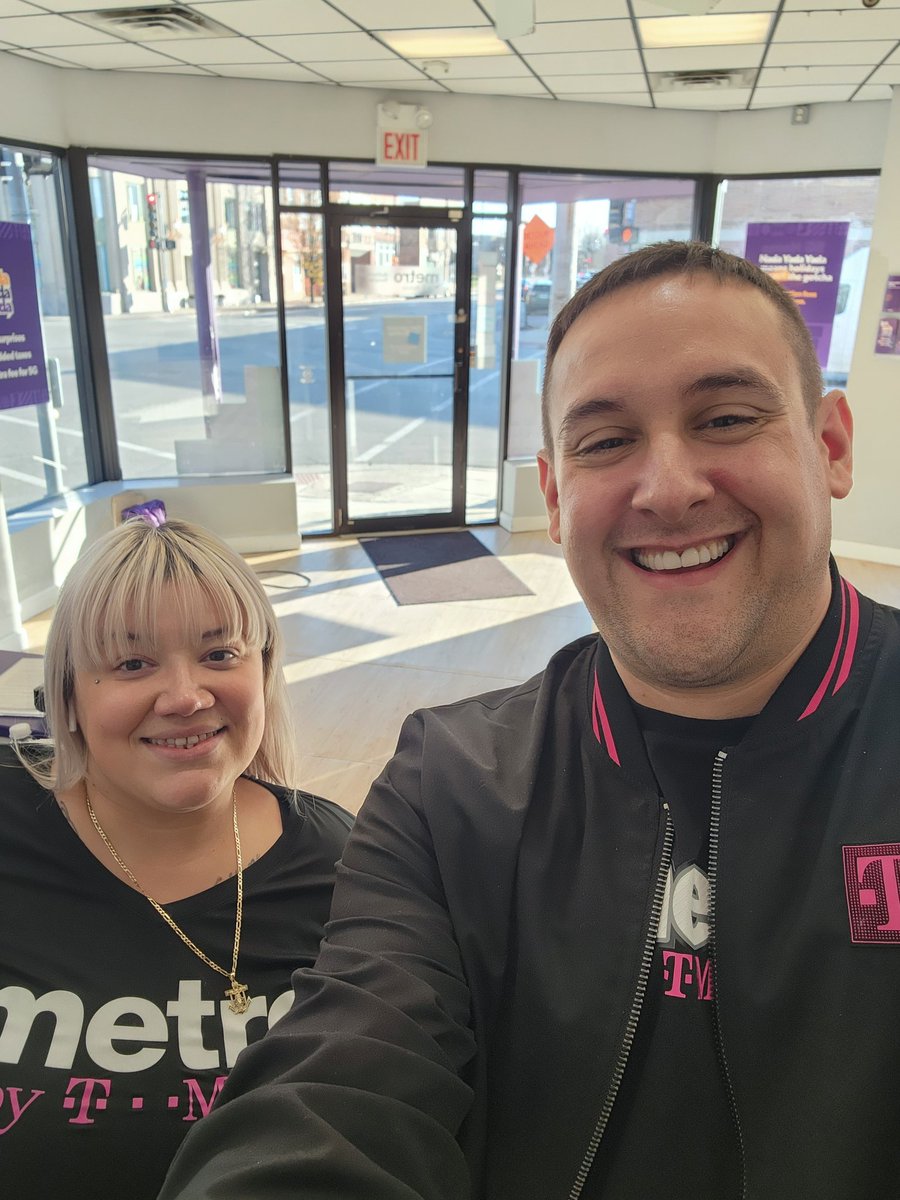 NUCO Maywood looking to finish BIG on this holiday weekend!! #Chicago #CentralEast