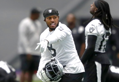 TheRaiderRamble's tweet photo. After getting just 14 touches vs. the Dolphins, Josh Jacobs wants at least 20 on Sunday...

Raiders OC Bo Hardegree agrees with the sentiment: "He deserves that. I mean, he's one of our best players on our team. Yeah, we got to be more consistent across the board, and we will." https://t.co/AlgFI3WxPS