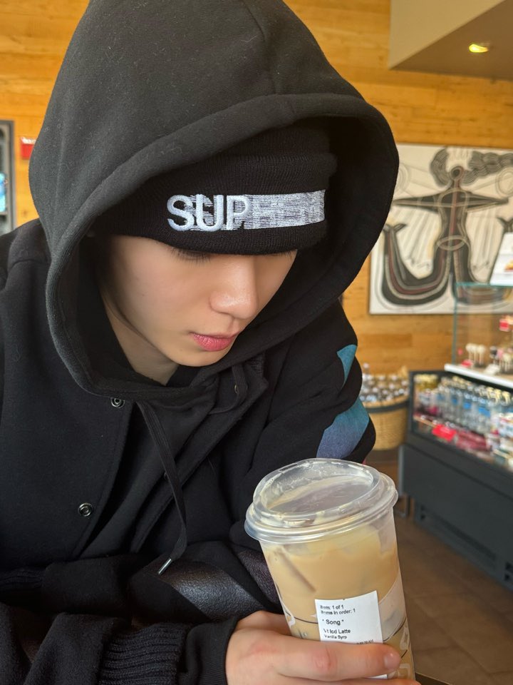 OmegaX_members's tweet photo. [#OX]

아바라가 좋아요

#OMEGA_X #오메가엑스
#한겸 #HANGYEOM https://t.co/mGg6ULCTbm