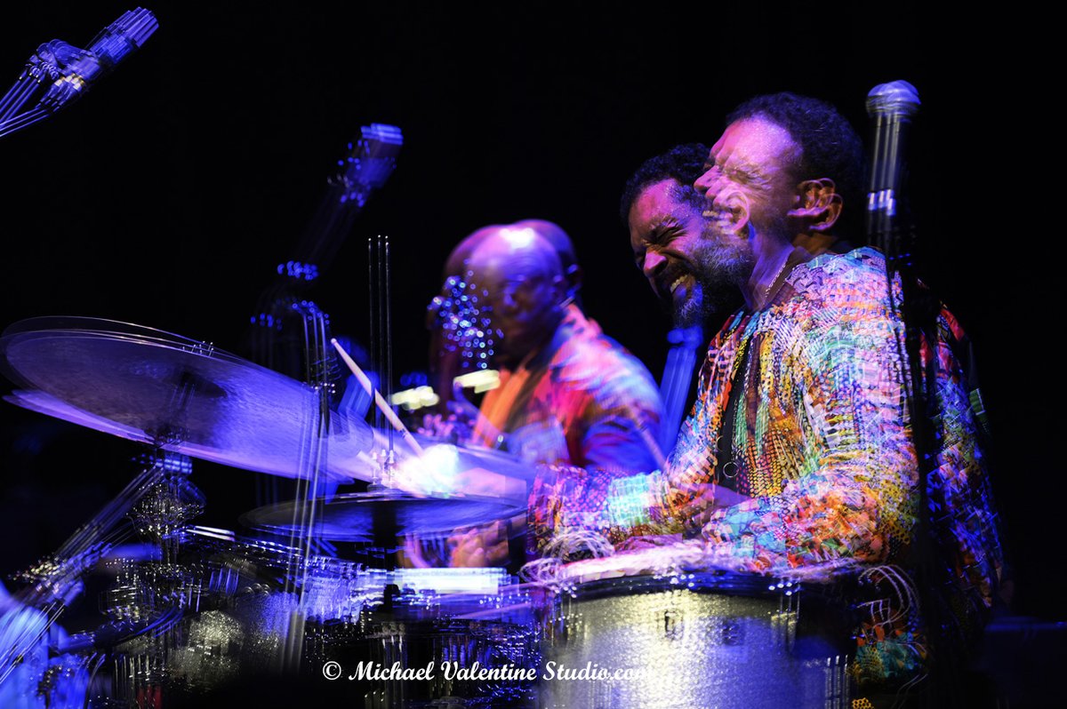 The many colours, flavours and textures of Makaya McCraven & London Contemporary Orchestra @ the Barbican Centre. EFG London Jazz Festival 2023. Full story in photographs and his biography here... michaelvalentinestudio.com/jazz_gallery/m…