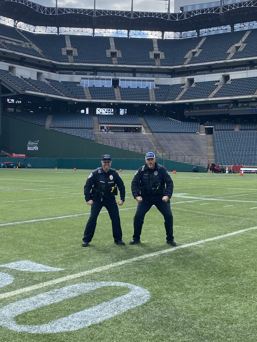 It’s game day! Playoffs, game 3! Let’s go Bobcats, beat the Cowboys! <a href="/ByronNelsonHigh/">Byron Nelson HS</a> @BNHSFOOTBALL09 <a href="/BNAthTraining/">@BNAthTraining</a> <a href="/bncheer/">Byron Nelson Cheer</a> <a href="/Bobcatdazzlers1/">Bobcatdazzlers</a> <a href="/NorthwestISD/">Northwest ISD</a> <a href="/NISDAthletics/">NISD Athletics</a> <a href="/RoanokePoliceTX/">Roanoke Texas Police</a> <a href="/CoppellHigh/">🏫 Coppell High School 📚</a>