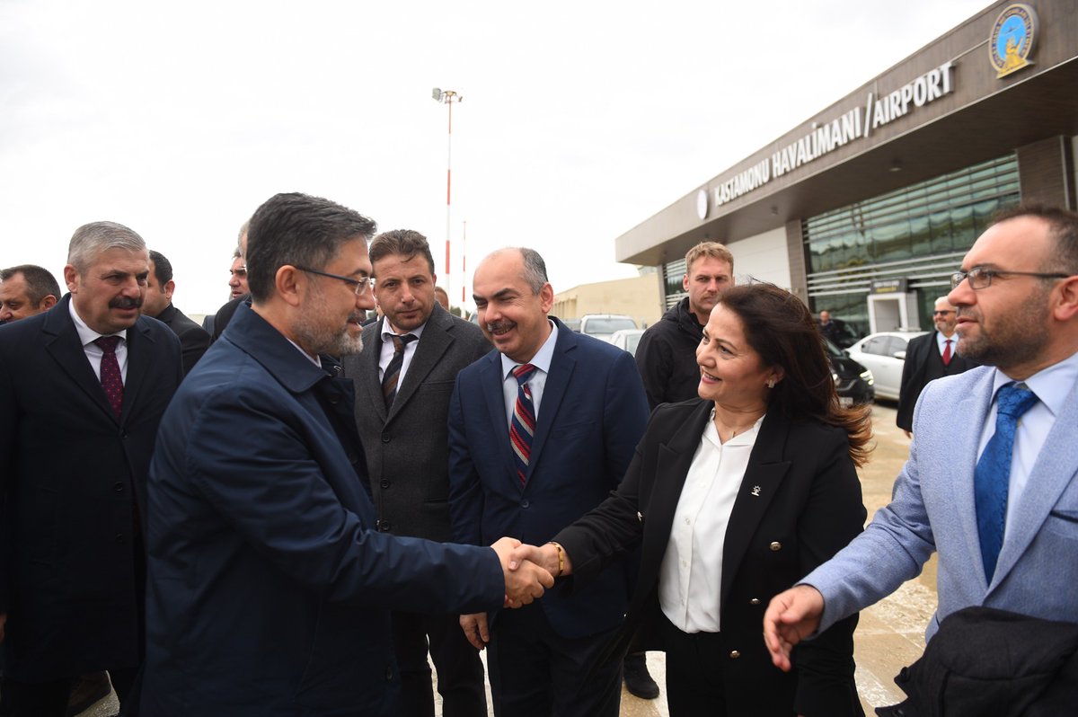 ilsen37's tweet photo. AK Parti Kastamonu Genişletilmiş İl Danışma Meclisi Toplantımızı Tarım ve Orman Bakanımız #İbrahimYumaklı'nın teşrifleriyle coşkulu bir şekilde gerçekleştirdik.
#Kastamonu
#AKParti 
#Durmakyokyoladevam https://t.co/lTlgxaUDcq