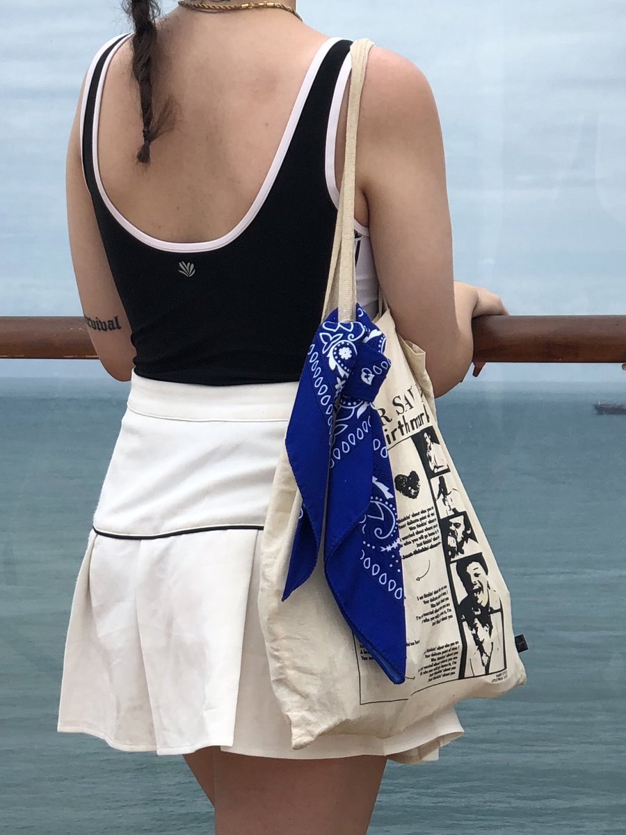 louisextube's tweet image. dica de bestie nessa blackfriday: comprar na @doncasterstore pq tá tudo com 50% off 🥵