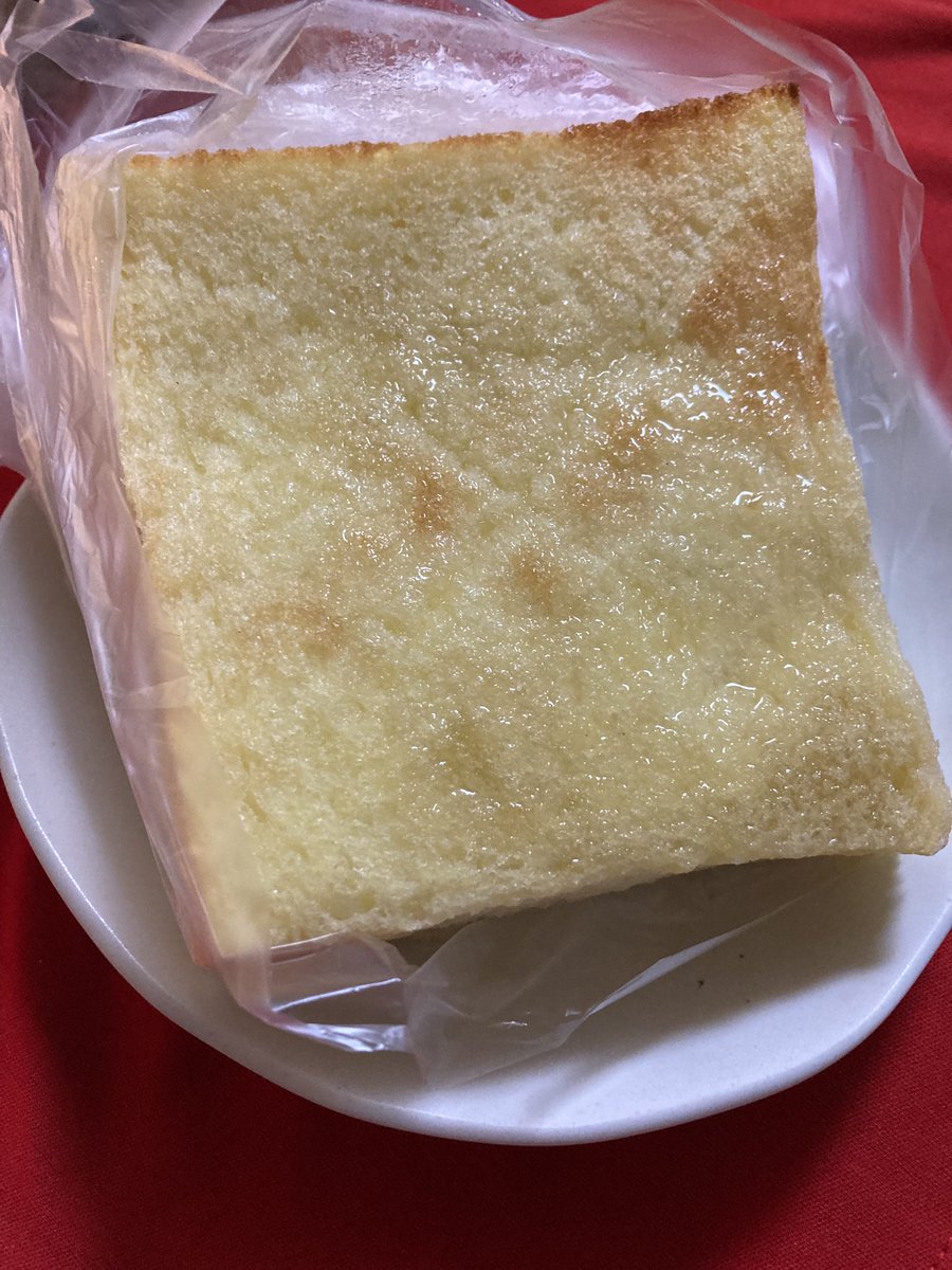 おは日⛄️元々朝食食べない派の私。筋トレ初めてからは必ず食べる、そして最近気にしてるのが「朝の食欲」。睡眠の質が良いと栄養も消化吸収されて朝から異常にお腹が空く。寝る直前まで酒飲んでた時は食欲皆無だったし😂

栄養補給もしっかり更なる美ボデェを目指して

あ、今朝もお腹ペコペコです🤤