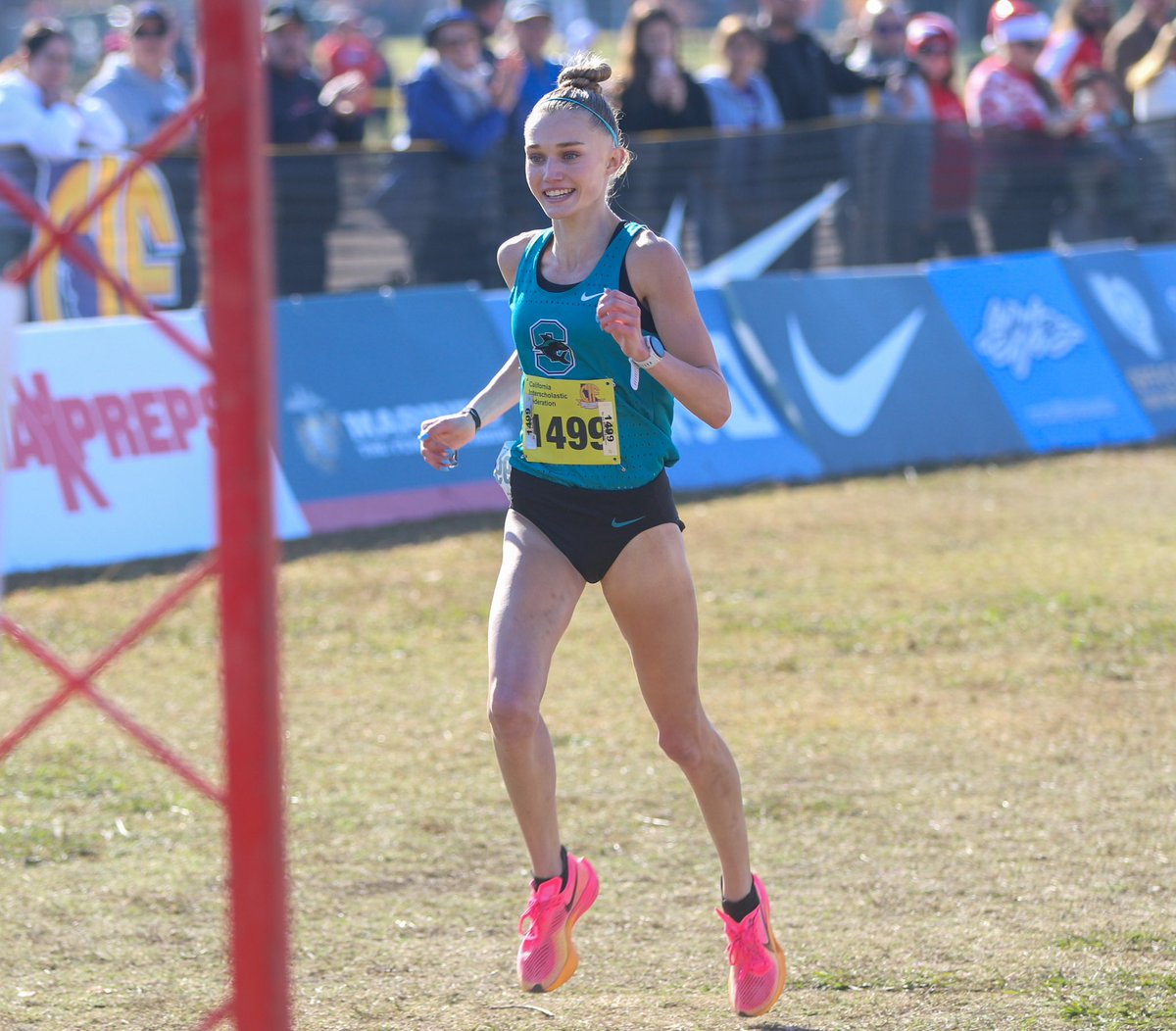 Rylee Blade of Santiago (Corona) wins the D1 State Meet in a a time of 16:48.5