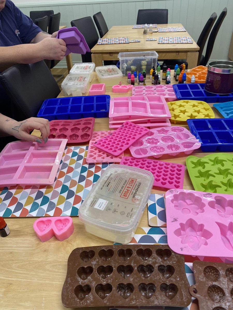 riponhouseleeds's tweet photo. Residents were learning how to make soap today. All are giving them to family members for Christmas presents. What a beautiful handmade gift 💝 #MentalWellbeing #SoapFactory #APlife https://t.co/psISVJNqca