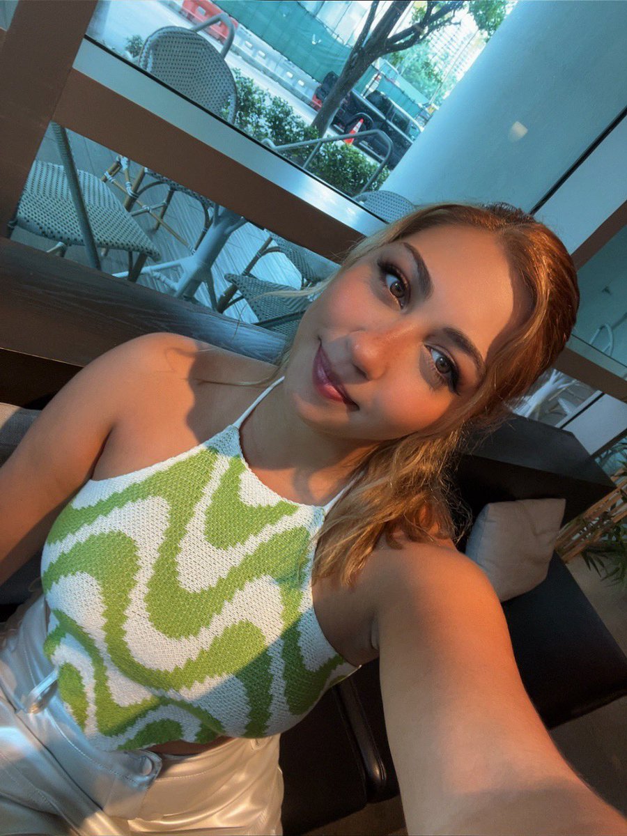 Ya están todas mis jugadas del día en Tipsterchat. Listos para ganar 🤑 todos juntos hoy? tipsterchat.com/jessgoldenpicks