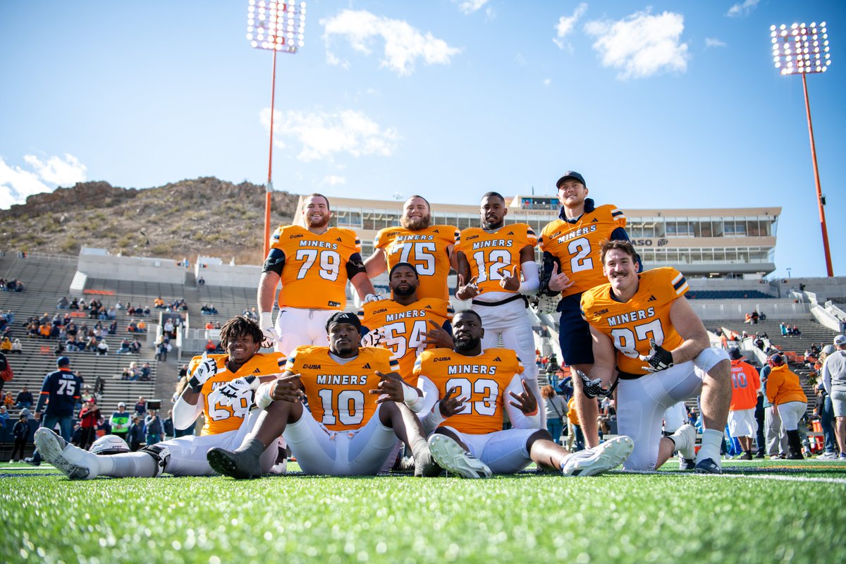 UTEPFB's tweet photo. Senior squad 🫡 https://t.co/nkmmE0IIfM