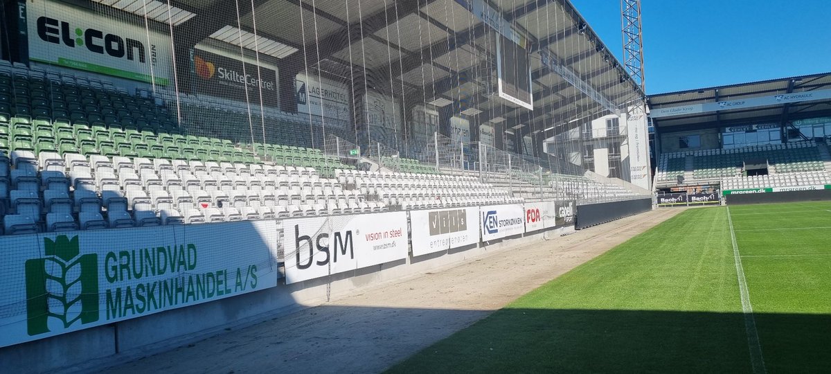 MPSWestHamUtdFC's tweet photo. Travelling to @viborgff today have a safe journey,
Ticket exchange is at the stadium from 0930 where from 1 o clock there will be a fans area to get food and drink, our colleagues in Denmark are looking forward to welcoming you
@WestHam #irons #whufc #europeantour2 https://t.co/LAo6ZjcEWD