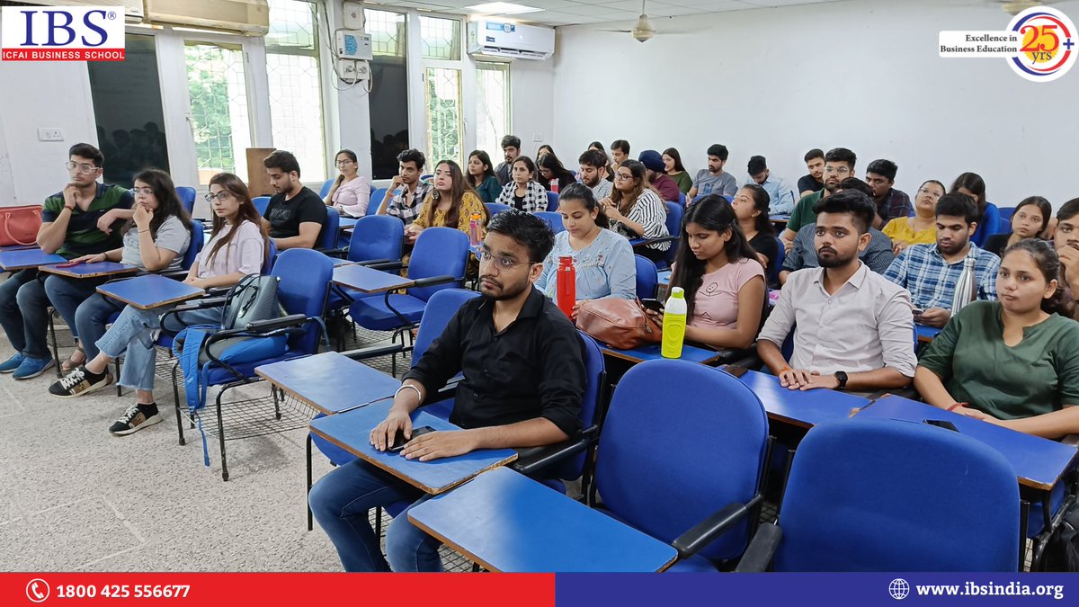 gurgaonibs's tweet photo. #AlumniRelation Cell, #IBSGurgaon, held sessions with the beloved #alumni Mr. Anshuman Dua, #Ubuntu Enterprises, and Mr. Deewaker Chakravarti, #Evalueserve.
A thrilling activity was also conducted by Mr. Dua which focused on the importance of #communication.
#IBS #IBSG #ICFAI https://t.co/3lQtjyhyCR