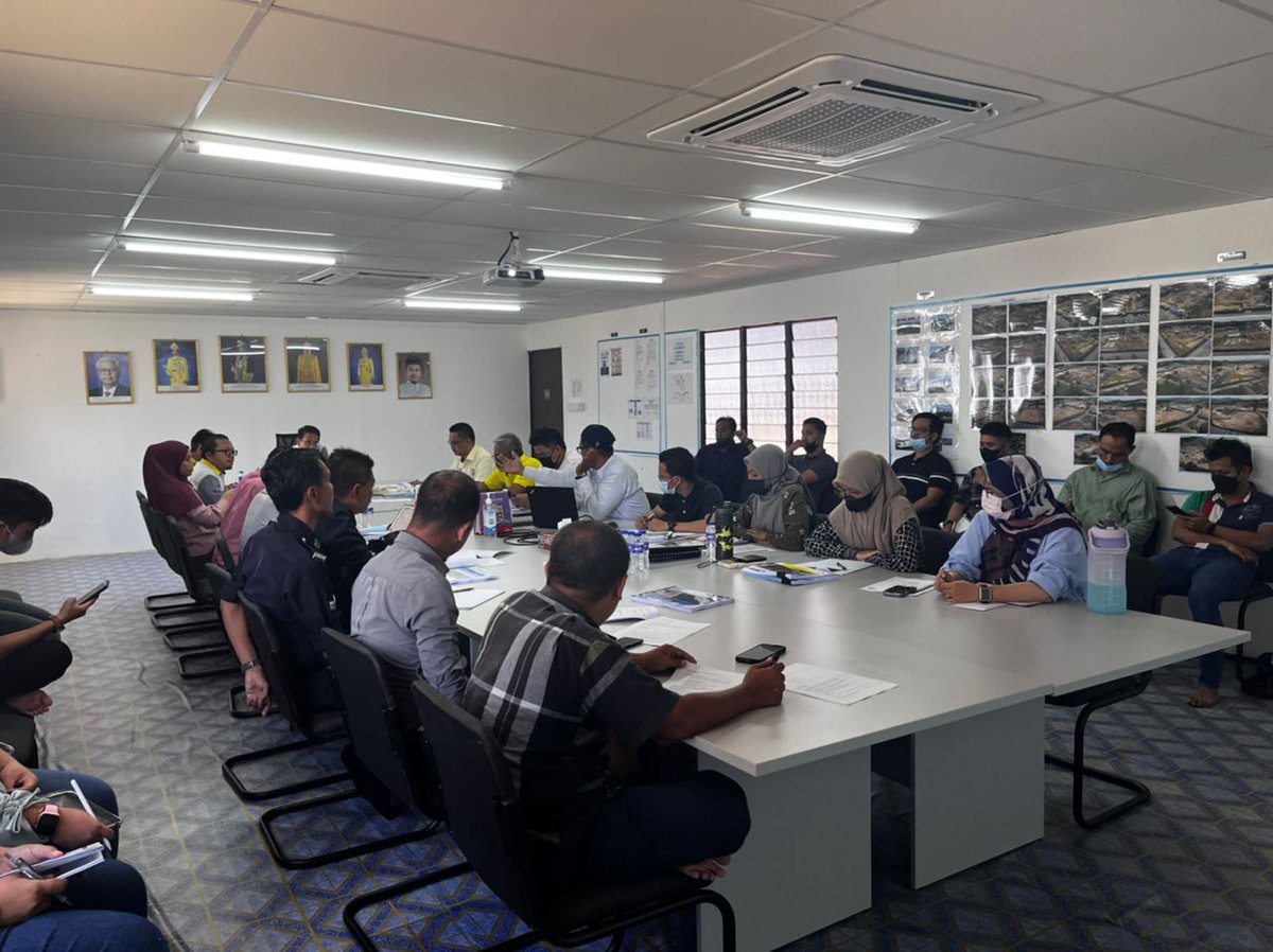 PasukanProjekTrg tweet media