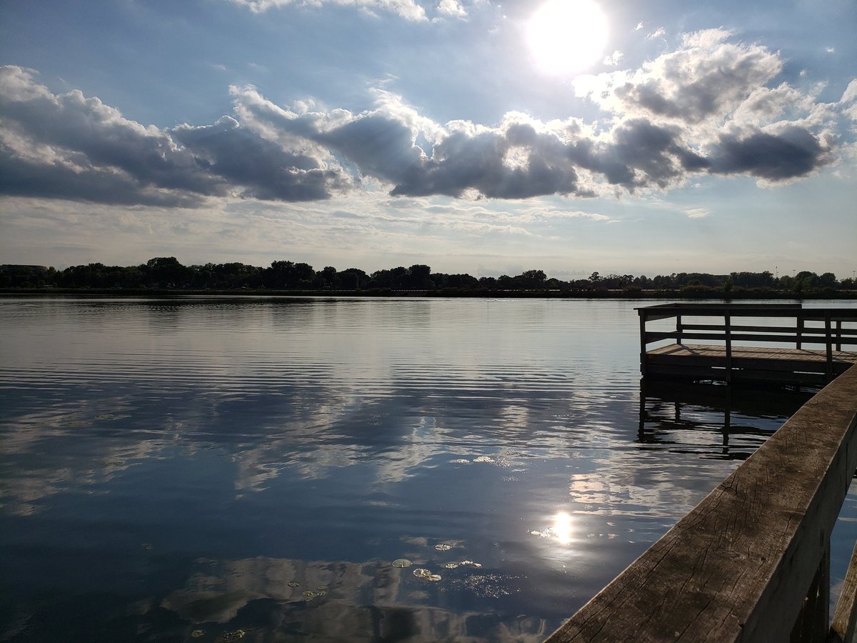 hgeorge's tweet photo. @kare11 Enjoy these shore views from Moore Lake in Fridley - Everyday Staycation
#kare11weather #kare11 #mnwx #moorelaketime https://t.co/qNGH9nXZ1E