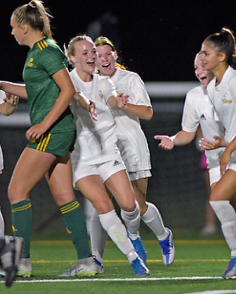 Had an amazing time at the 2022 canada summer games! Going to miss all of you 🦬🤘 #hornsup <a href="/TeamToba/">Team Manitoba</a>