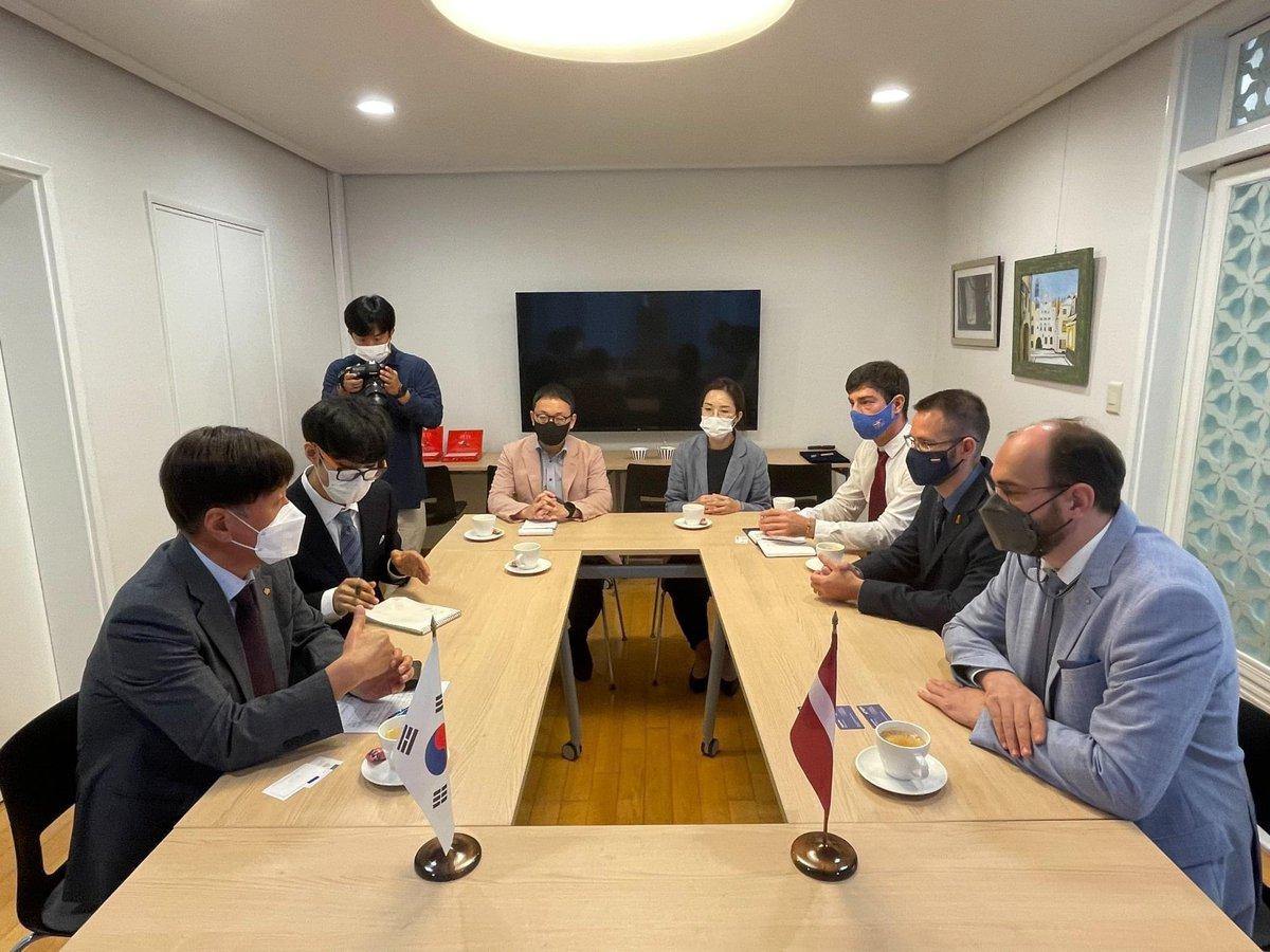 LVinKorea's tweet photo. On August 24 @LIAALatvija and The #Korea Institute of Startup and Entrepreneurship Development (#KISED) have signed #MoU to initiate a comprehensive partnership for strategic engagement and cooperation in #startups focusing on Latvia-Korea relations.🇱🇻🤝🇰🇷
https://t.co/9lwgxV6s5T https://t.co/mJZyR3yEGE