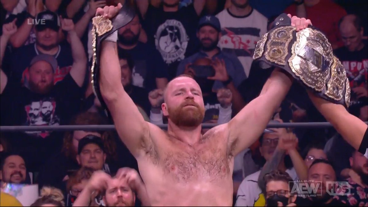 BRWrestling's tweet photo. UNDISPUTED CHAMP 🏆

Jon Moxley defeats CM Punk to become Undisputed @AEW World Champion https://t.co/r4PkICkW5E