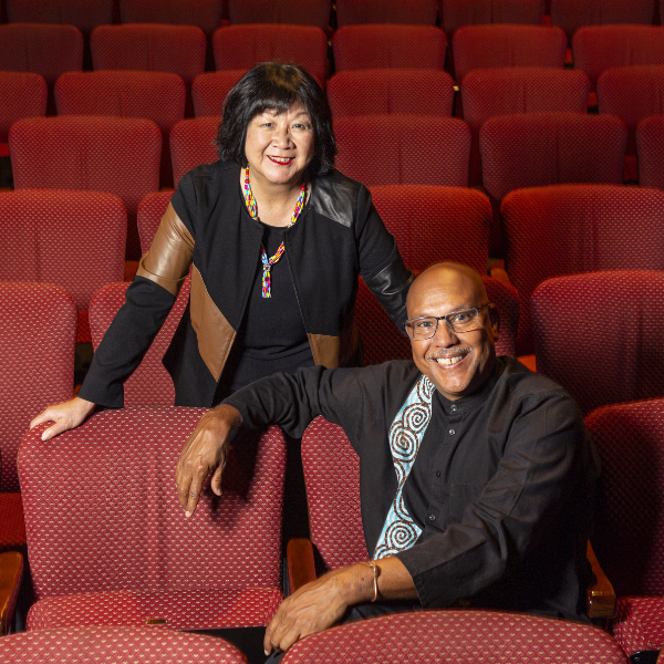 TheatreWorksSV's tweet photo. Introducing our new Executive Director, Debbie Chinn! Tim and the whole TheatreWorks staff are so excited to have this dynamic, experienced leader joining our team. Read all about her on our website → https://t.co/GuytLMk1ot

👥 Debbie Chinn &amp; Tim Bond
📷 David Allen https://t.co/YtKmBlzkCS