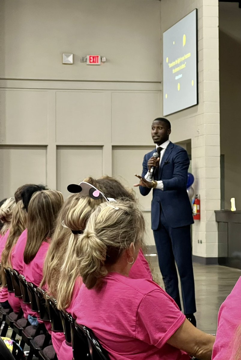 “Learning can happen anywhere, it just depends on the person in the room unlocking the magic.”  So many gems from <a href="/MichaelBonner_/">Michael Bonner</a> today!  #Convocation2022 #OneChatham #OurPES #Magic #BeTheLight #Empathy #BuildRelationships
