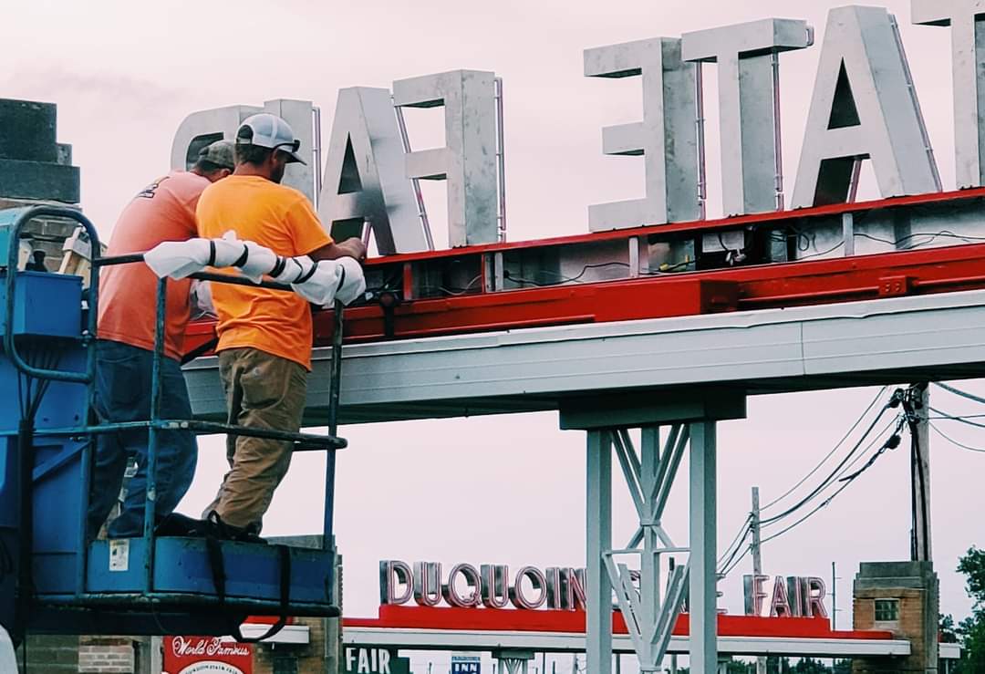 The Du Quoin State Fair opens Friday sporting a new sign. It will be lit for the first time Friday with LED lights replacing neon lighting from that dated to the late 1940s, all part of a quarter million dollar front gate refurbishment.  #duquoinstatefair #southernillinois
