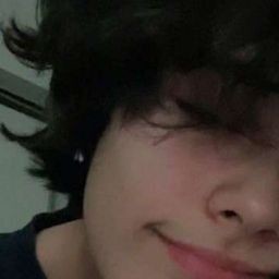 ㅤㅤㅤㅤ𝘼𝙧𝙖𝙩𝙖 𝙏𝙨𝙪𝙘𝙝𝙞𝙮𝙪
  23 yrs / Panadero y repostero
              #hqrp #Haikyuu 
                   ¿Fav y rt?