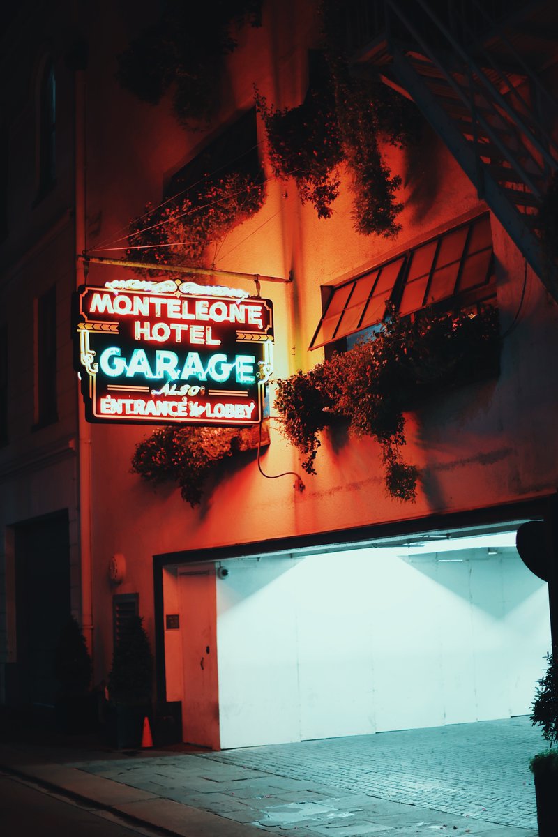 Neon nights #urbanphotography #streetphotography #Neon