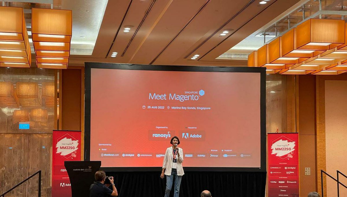 MeetMagentoSG's tweet photo. LIGHTS, CAMERA, ACTION!! MM22SG is about to roll!! 

As tradition goes, we have @ranosys COO, @sushmavyas awaiting your kind presence to kick off #MM22SG in style and extended a warm welcome with her Opening &amp; Welcome Remarks.

Stay tuned coz we’ll be sharing more details!

#MMSG https://t.co/iKHcJy47e1