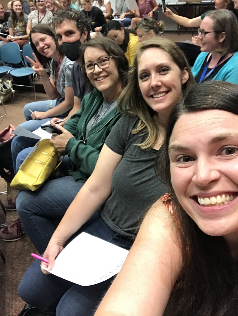 196Multilingual tweet media