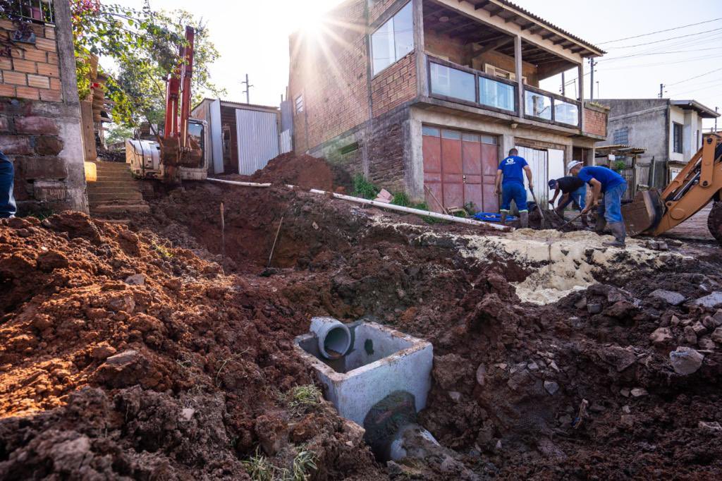 leo_pascoal's tweet photo. Querem mais boas notícias? Estamos chegando na segunda etapa da maior transformação urbana e social que Esteio já viu. Em breve vamos iniciar os trabalhos na Rua L da vila barreira! #PraFrenteEsteio https://t.co/Aq8eGtxPW4