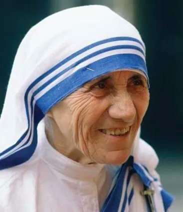 polymatheis's tweet photo. Te pareces más a Cristo cuando sirves. https://t.co/10JG6bcEkV