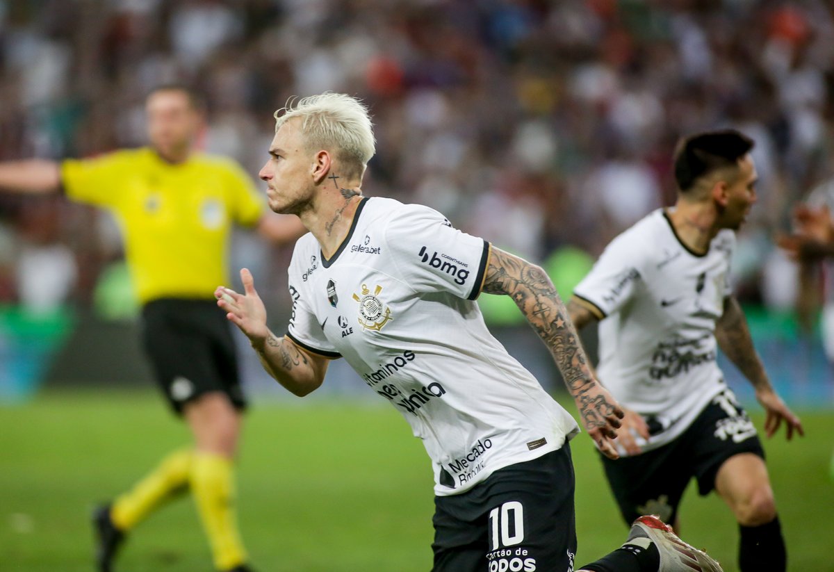 Róger GueDEZ!

📸 Rodrigo Coca / Ag. Corinthians 

#DiaDeCorinthians
#VaiCorinthians