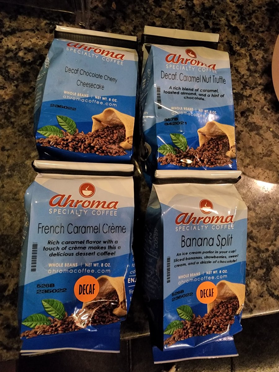 lizabeam's tweet photo. Banana Split flavored decaf coffee is what I'm trying tonight. Who says that decaf has to be boring? #runuts #ahromaspecialtycoffee https://t.co/pdPQZ1F7ng