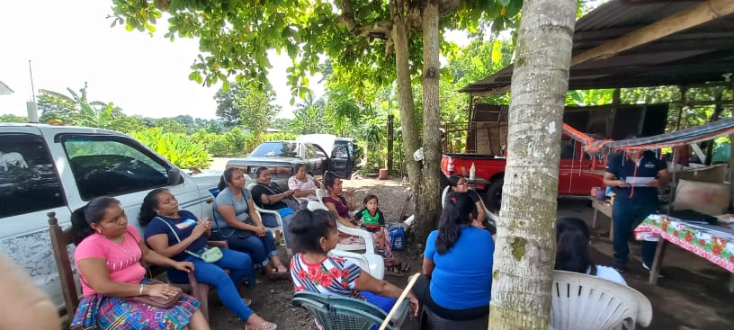 SESAN_Suchi's tweet photo. #COMUSAN realizó reunión en Aldea del Guayabal donde se conformó la Comisión Comunitaria de Seguridad Alimentaria y Nutricional #COCOSAN, fortaleciendo la Gobernanza en el municipio de San Gabriel. #GCNN https://t.co/omnOvCQy6p
