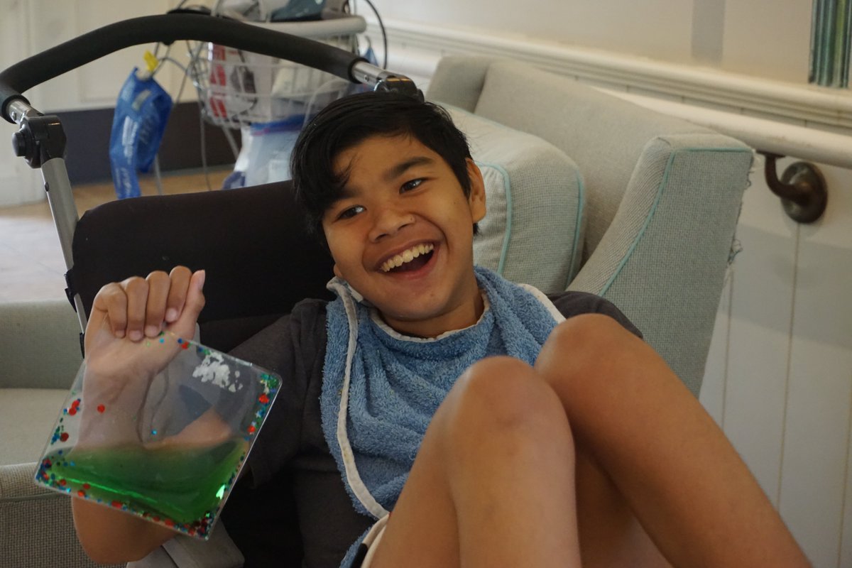 gmch's tweet photo. The soothing sound of #harp playing can elicit pleasing vibes from patients. Tnx to our partners at Healing Muses for infusing positive flow of energy inside the House.
A smile on the faces of kids is a thing as beautiful as a joyful melody!
#hapc #pedpc #LifeInTheHouse https://t.co/bmVf18xwU0
