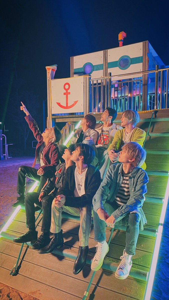 mkl_lover's tweet photo. Especialmente ustedes traen mucha felicidad a mi vida. Gracias por tanto esfuerzo y amor que ponen a su música, son seres extraordinarios que hacen sentir increíble a esta simple mortal que los ama 💚

NCT DREAM 6TH ANNIVERSARY
#6rowingUpWith7DREAM
#모일수록_완벽한_드림6주년 https://t.co/rLZdAjqyM5