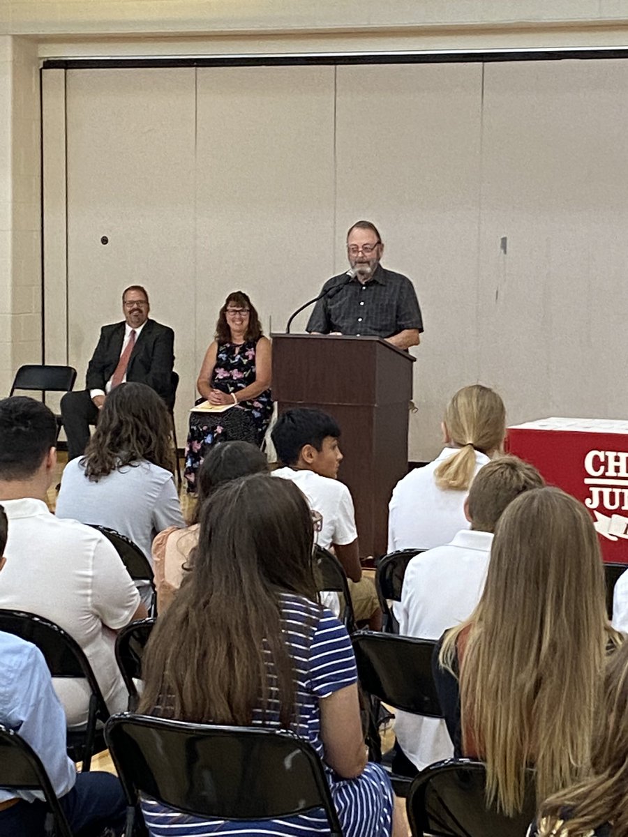 cheretta's tweet photo. CJHS Beta Club Induction Ceremony had a phenomenal speaker this evening. Thank you Mayor Ric Offerman  for your positive words on volunteerism and for being a great role model.  You exemplify our Beta motto of “Let Us Lead By Serving Others.” https://t.co/IIiL9kE9Hw