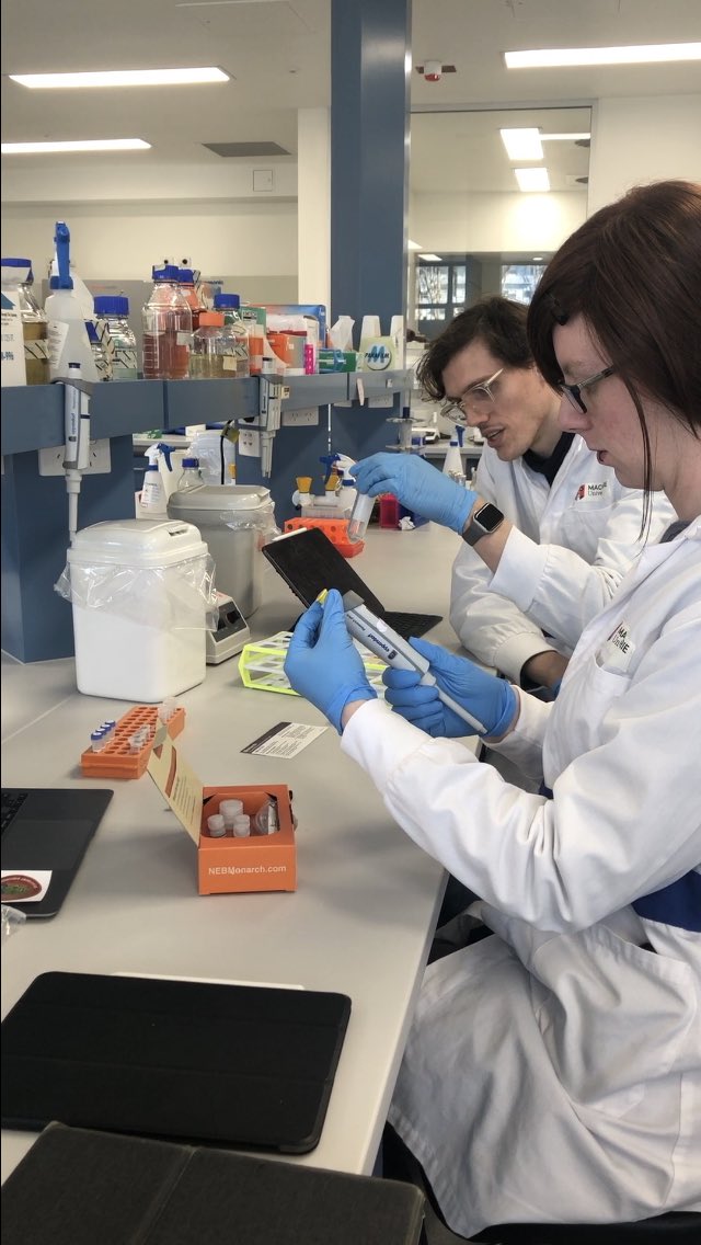 mqsynbioteam's tweet photo. Setting up #plasmids for #PCR 🧬 Stay tuned for the results
🤞
#plswork #PCR #STEM #ausynbiochallenge https://t.co/kSdu4Nba2u