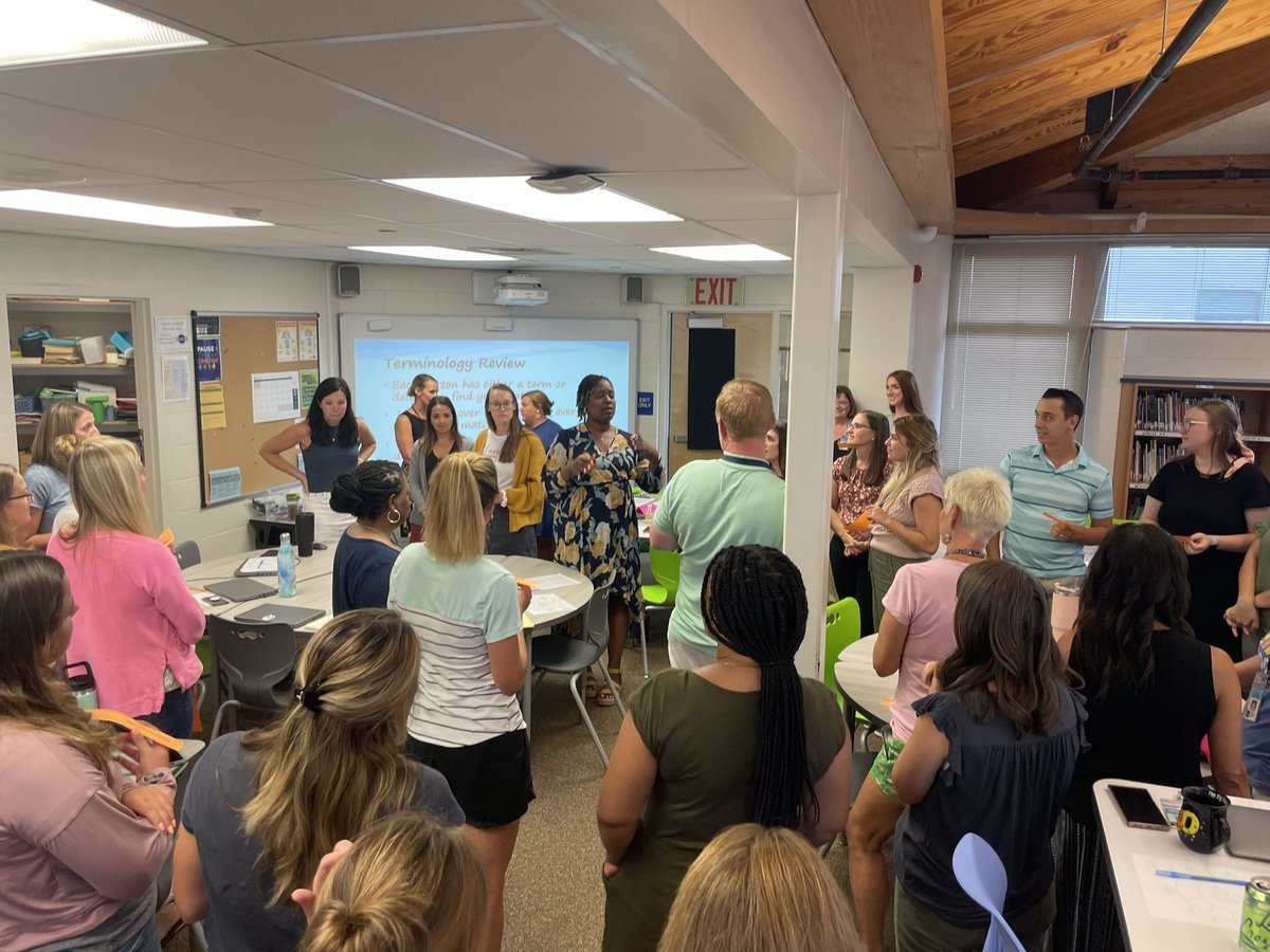 FernHillES's tweet photo. We love @aneesahssmith! It was an afternoon all about gender as we explored our own bias, learned new resources, and how to create inclusive classroom communities. But what it all comes down to is love, care, and families—and FHE’s got that! 🙌🏻 @WestChesterASD https://t.co/yGWekTqEvR