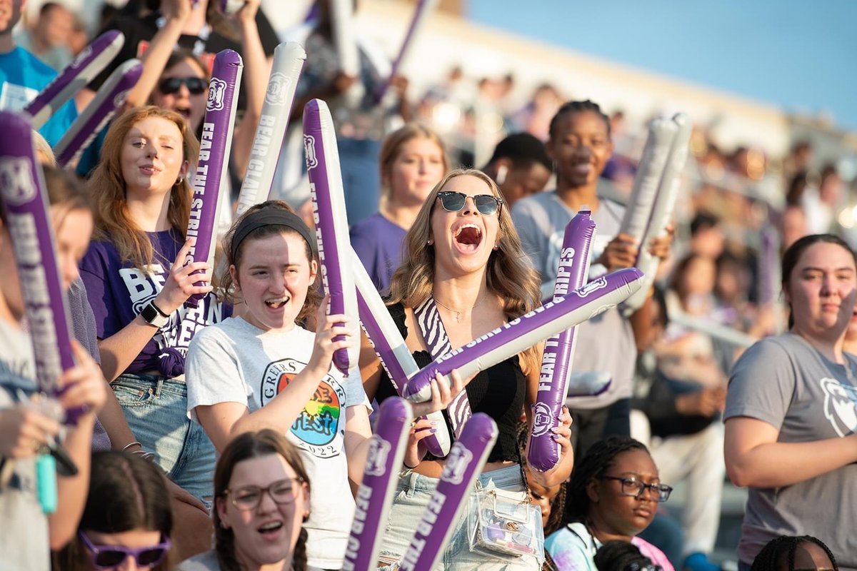 ucabears's tweet photo. A pep rally and scrimmage at Estes = the best way to wrap up Welcome Week. 🙌 https://t.co/ves8I3NE1t