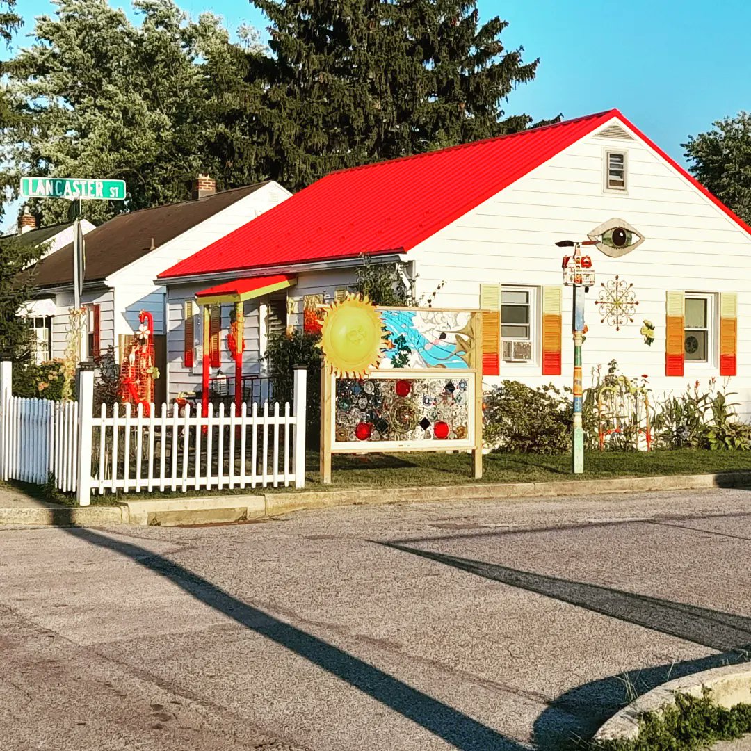 ShamaineDaniels's tweet photo. We need to find ways to better support our local artists. Found this gem today thanks to #yorkartsweek https://t.co/qT0jkpZY8x
