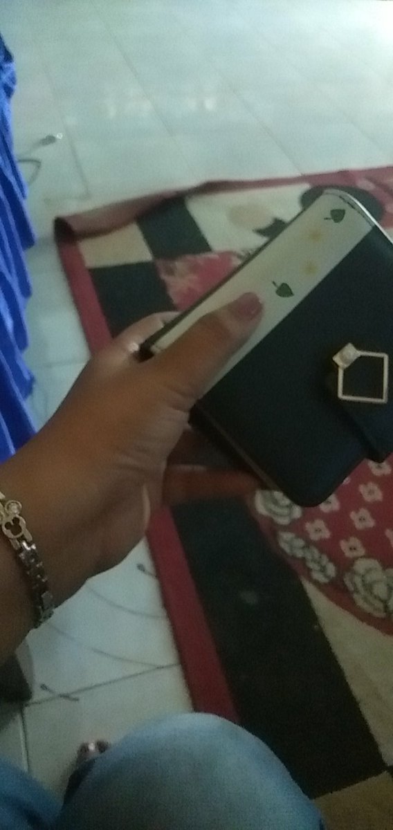 za61643225's tweet photo. Tidak perlu mengemis lg😊 https://t.co/nMoViJEeHJ