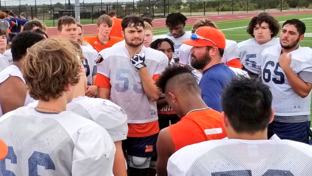 coachguz63's tweet photo. Beyond proud of this team! Nameless/faceless opponent each week starts tomorrow for subvarsities &amp; Friday for Varsity! Practice is done! Athletes are ready &amp; coaches are ready! #allinforGlenn #1stdowns #touchdowns https://t.co/oHKHQdHeWB
