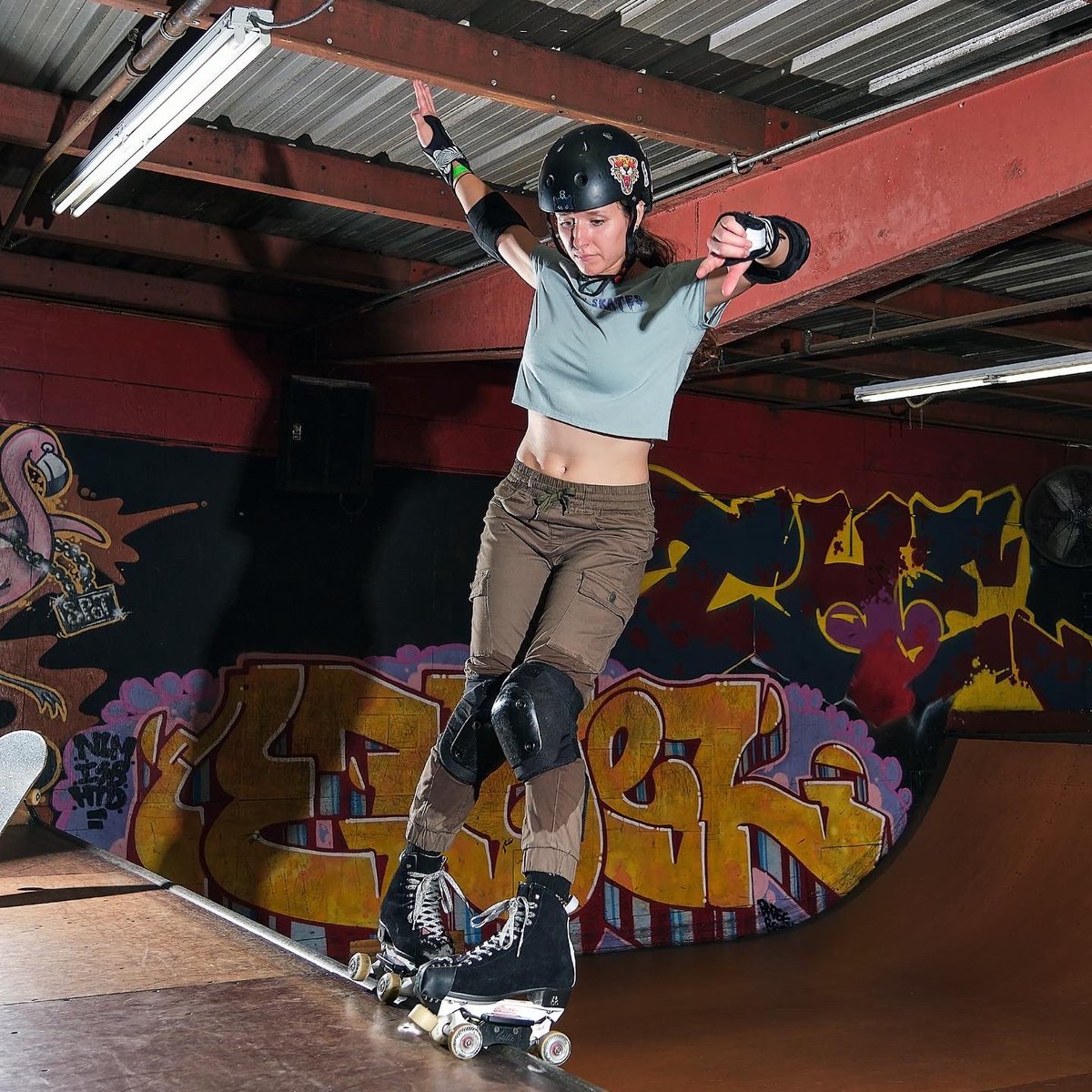 sampost's tweet photo. Skate Session Photos https://t.co/hIPGFj8LQb
