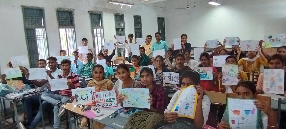 NSSPithora's tweet photo. Poster competition and Plantation organized by NSS Govt. College Pithora

#plantations 
#horticulture @askabir_ @ConnectingNss @_NSSIndia @NSSRDBhopal @NssrdB @NssChhattisgarh @PMOIndia  @SamarendraS21 @YASMinistry  @_NSSAwards @AgriGoI @NeetaBajpai5 @ChhattisgarhCMO https://t.co/hzwfj8aHql