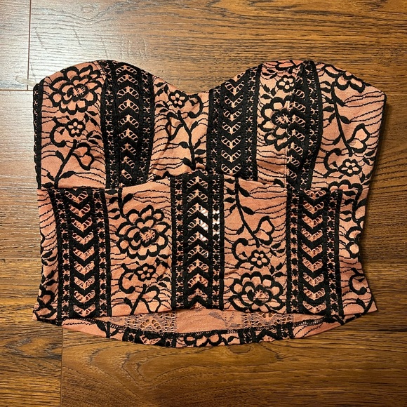 oly_babe's tweet photo. So good I had to share! Check out all the items I'm loving on @Poshmarkapp #poshmark #fashion #style #shopmycloset #fashionnova #francescascollections #forever21: https://t.co/VhN2MZLCVo https://t.co/neCevH1PTg
