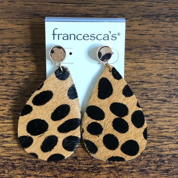 oly_babe's tweet photo. So good I had to share! Check out all the items I'm loving on @Poshmarkapp #poshmark #fashion #style #shopmycloset #fashionnova #francescascollections #forever21: https://t.co/VhN2MZLCVo https://t.co/neCevH1PTg