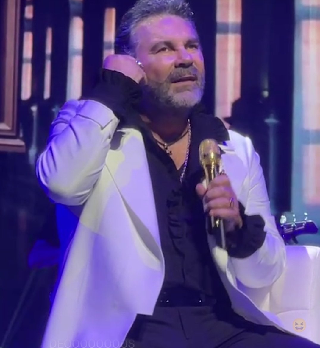 Rogeria170904's tweet photo. Arrasou no look maravilhoso
@MijaresOficial
@LuceroMexico
#HastaQueSeNosHizo
#Miame
π€πππβ€οΈπ§π·π₯° https://t.co/7LPGMridII